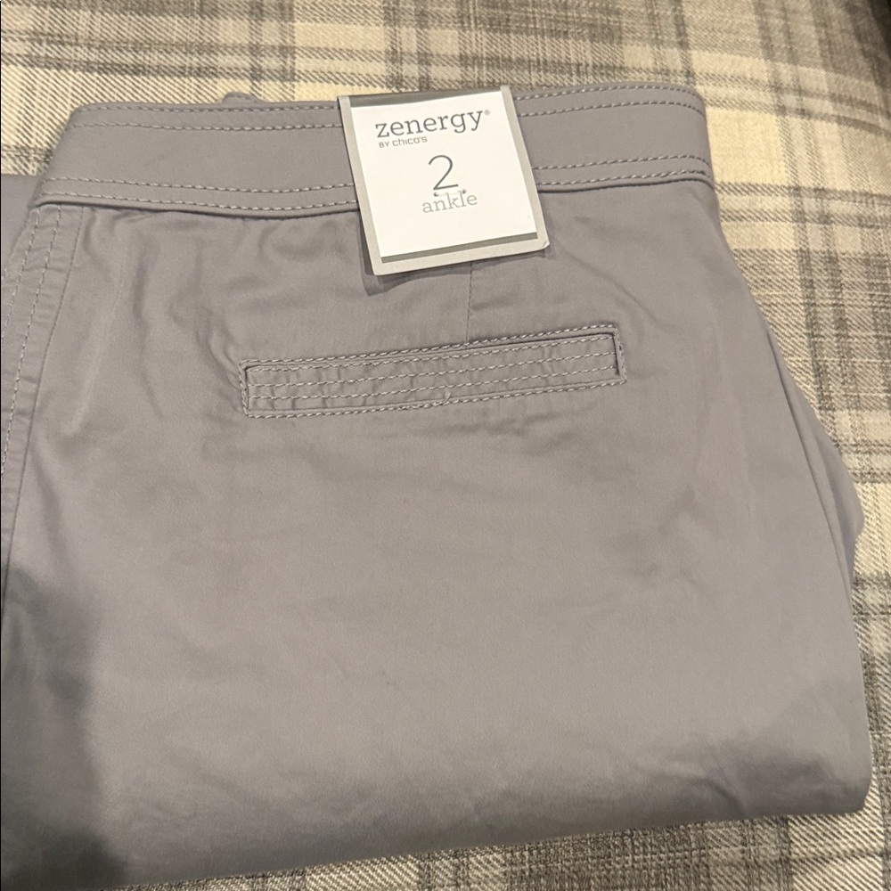 Chico's Zenergy Ankle Pants in Light Gray